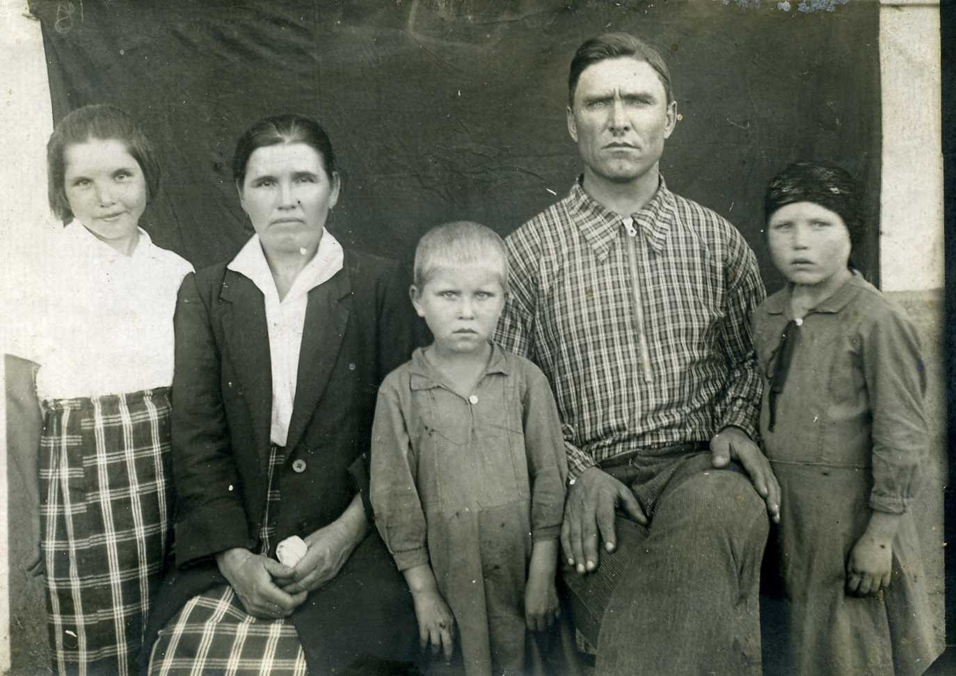 Фото детей актера басова Фото детей актера басова